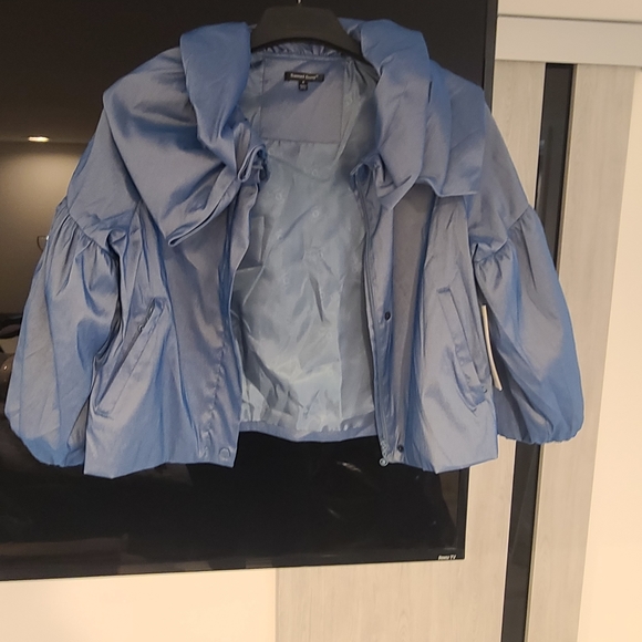 Jacket - Picture 4 of 4